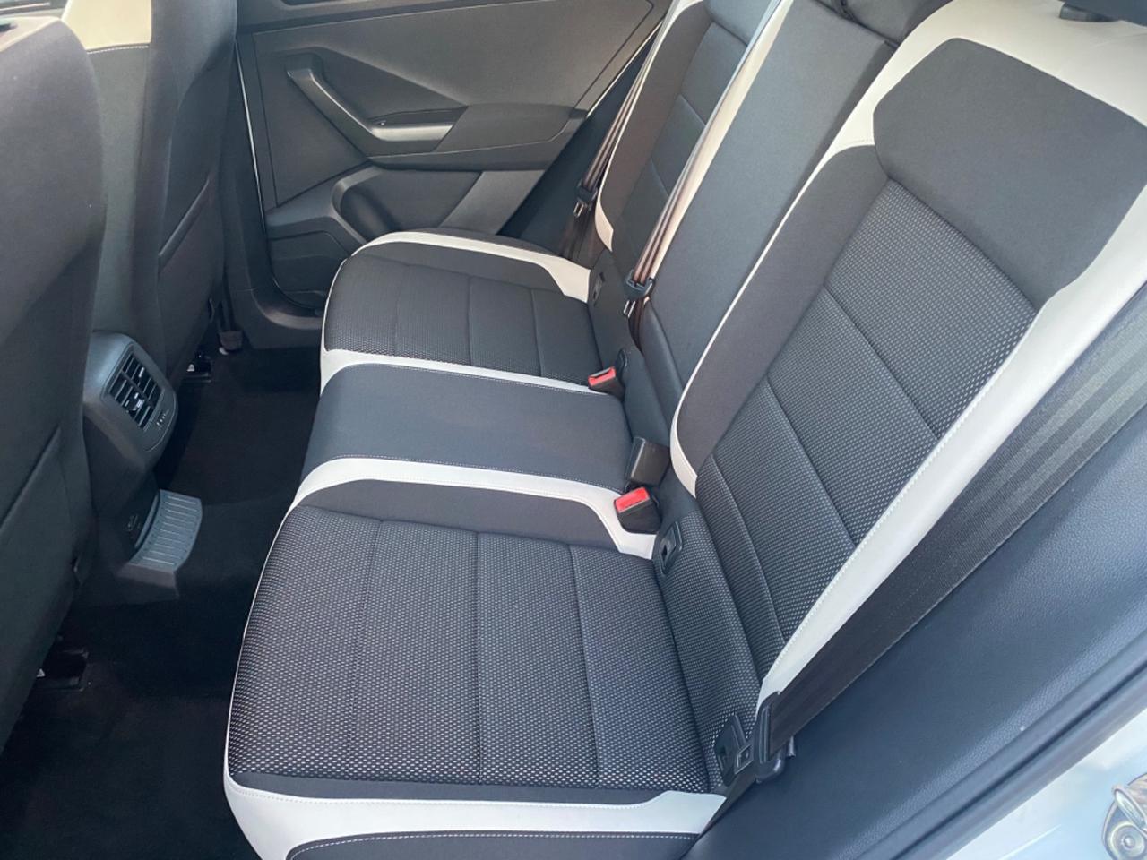 Volkswagen T-Roc 1.6 TDI SCR Advanced BlueMotion Technology