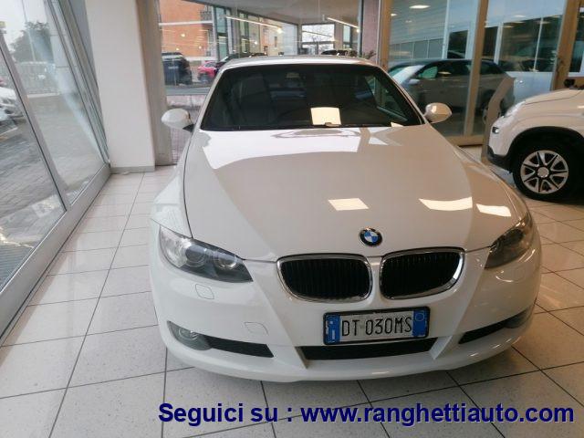 BMW 320 i cat Cabrio Attiva Steptronic 6R