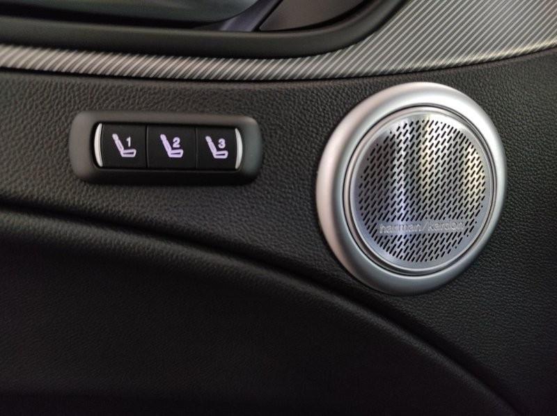 ALFA ROMEO Stelvio - Stelvio 2.0 Turbo 280 CV AT8 Q4 Competizione