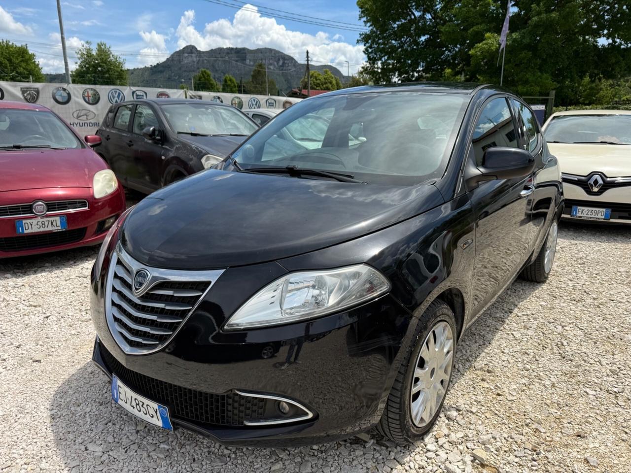 Lancia Ypsilon 1.2 69 CV 5 porte GPL Ecochic Gold