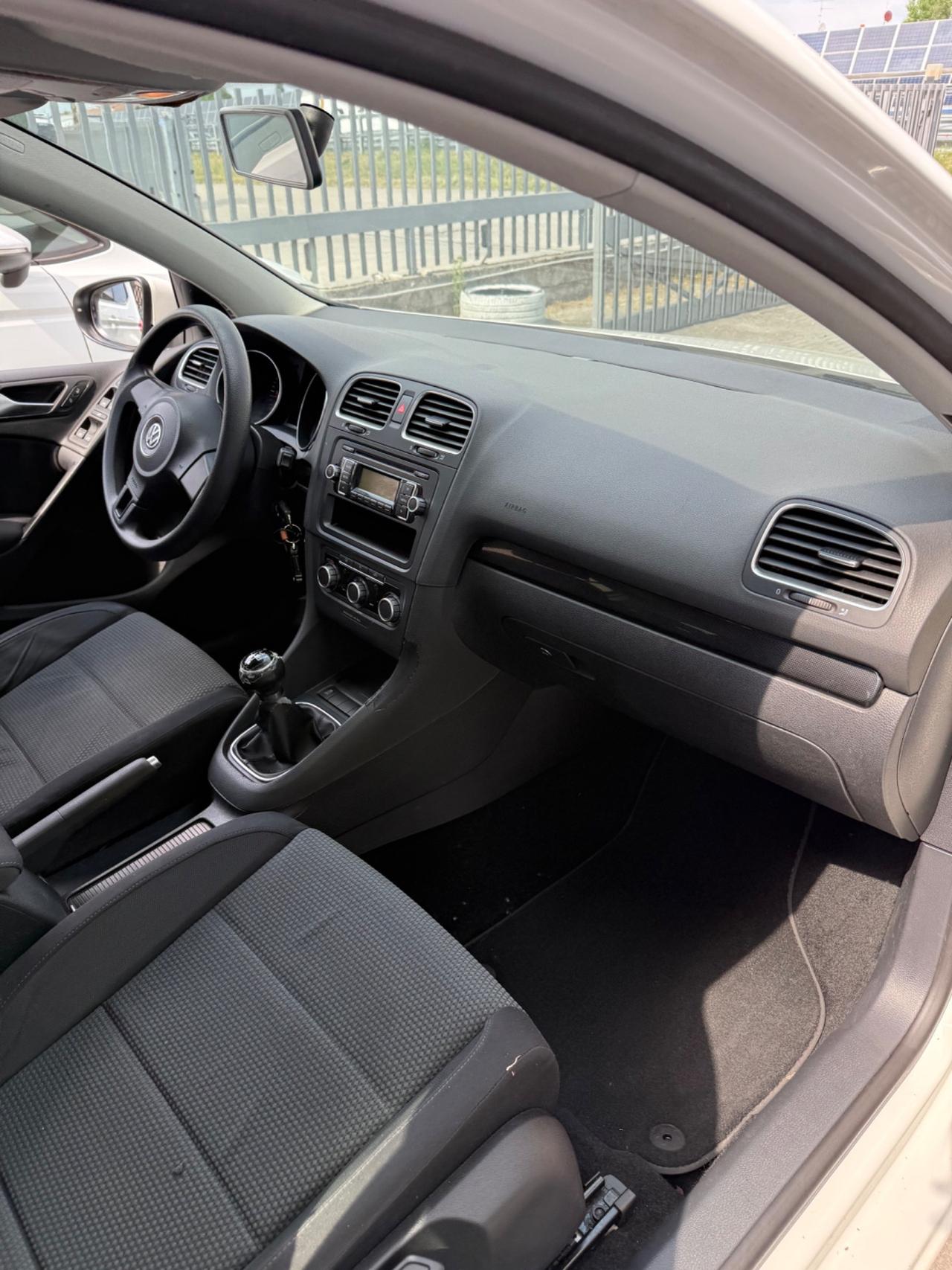 Volkswagen Golf 1.6 TDI DPF 3p. Comf. BlueM. Tech.