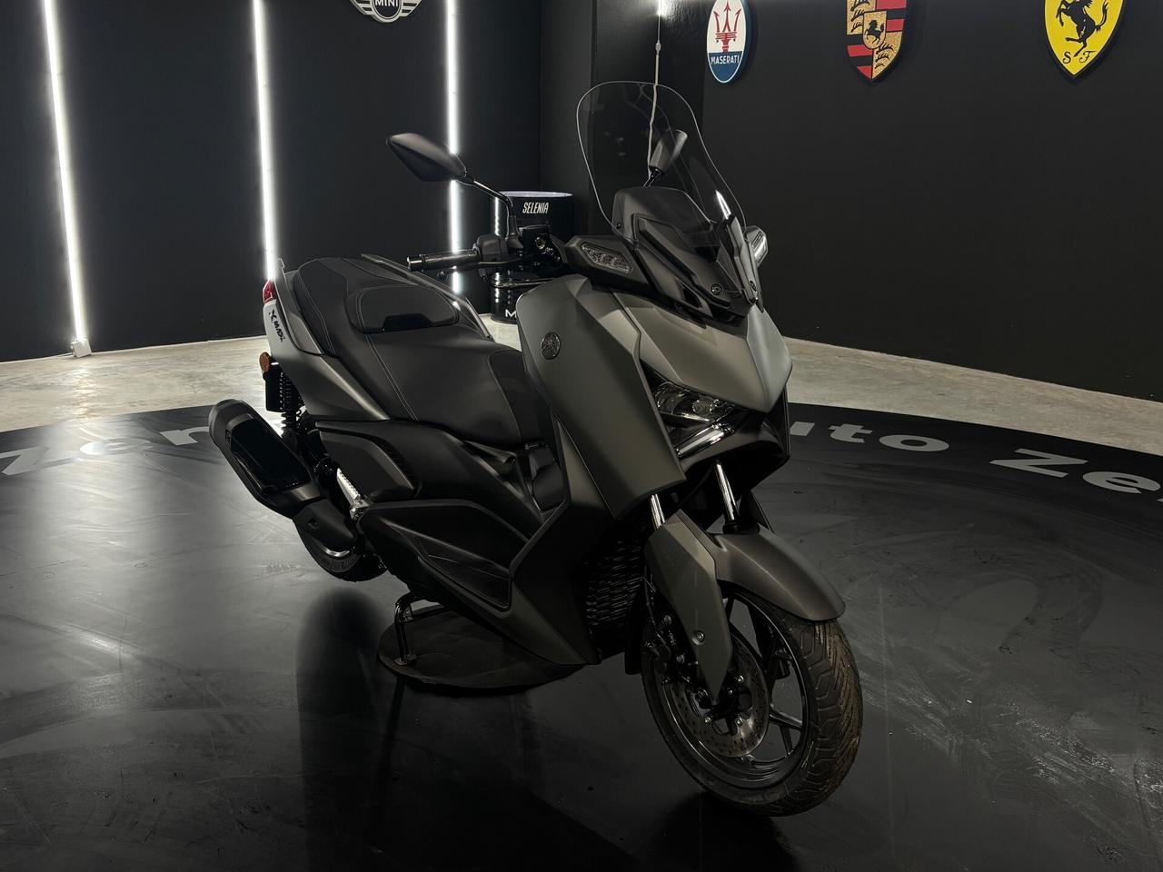 Yamaha X-Max 300
