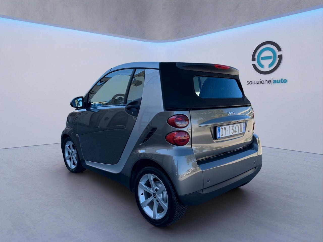 Smart ForTwo 1000 62 kW cabrio pulse