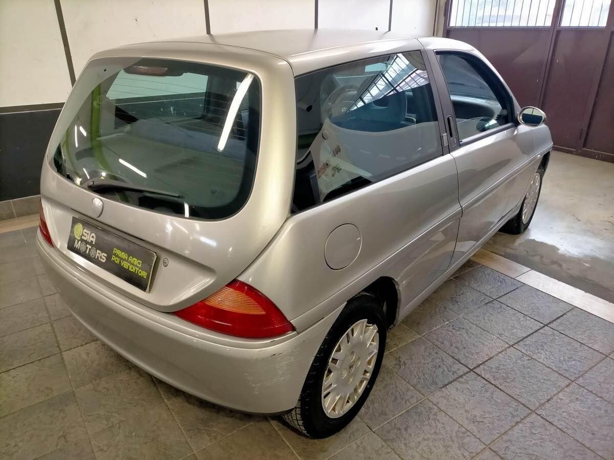 Lancia Y 1.2 NEO PATENTATI