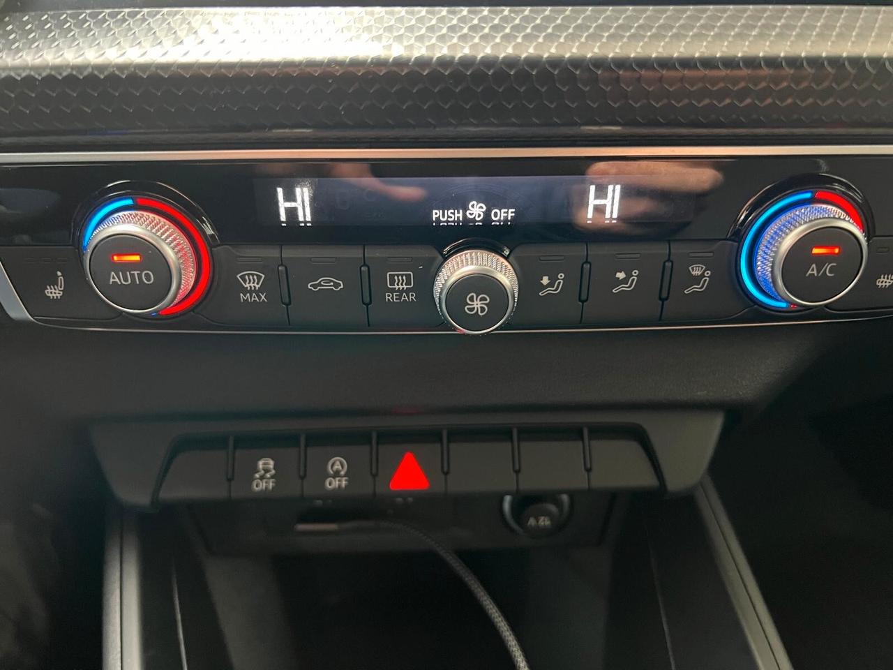 Audi A1 SPB 30 TFSI S tronic SOLO 19000KM