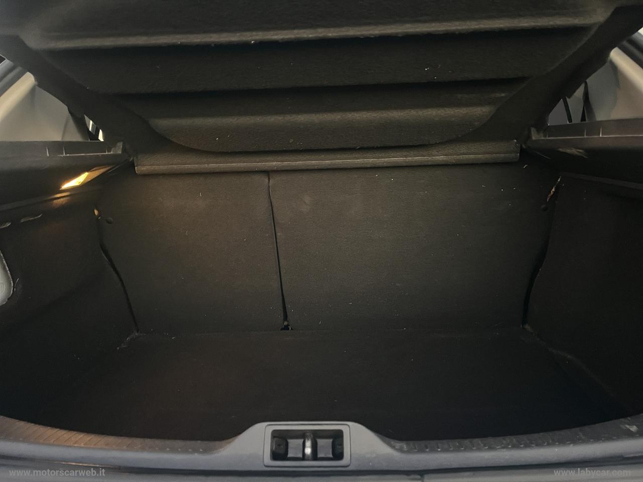 RENAULT Mégane 1.5 dCi 95 CV Wave