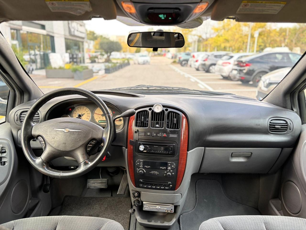 Chrysler Voyager 2.8 CRD LX Leather *Automatik*7Posti*