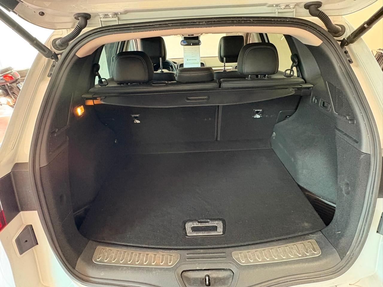 RENALT KOLEOS serie 3 4x4 CAMBIO AUT. Diesel 2.0 CV 177 Km 140.880 Garanzia 12 mesi