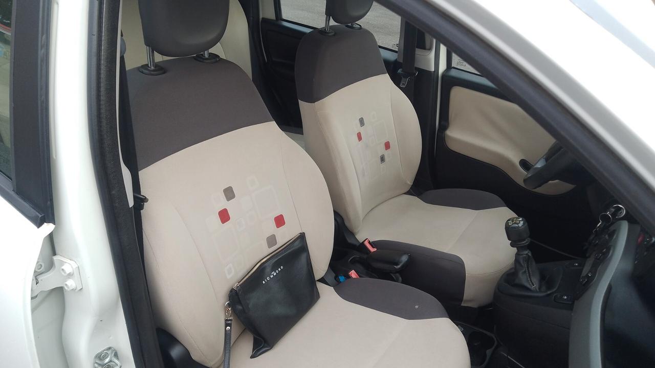 Fiat Panda 0.9 TwinAir Turbo Natural Power Lounge 14