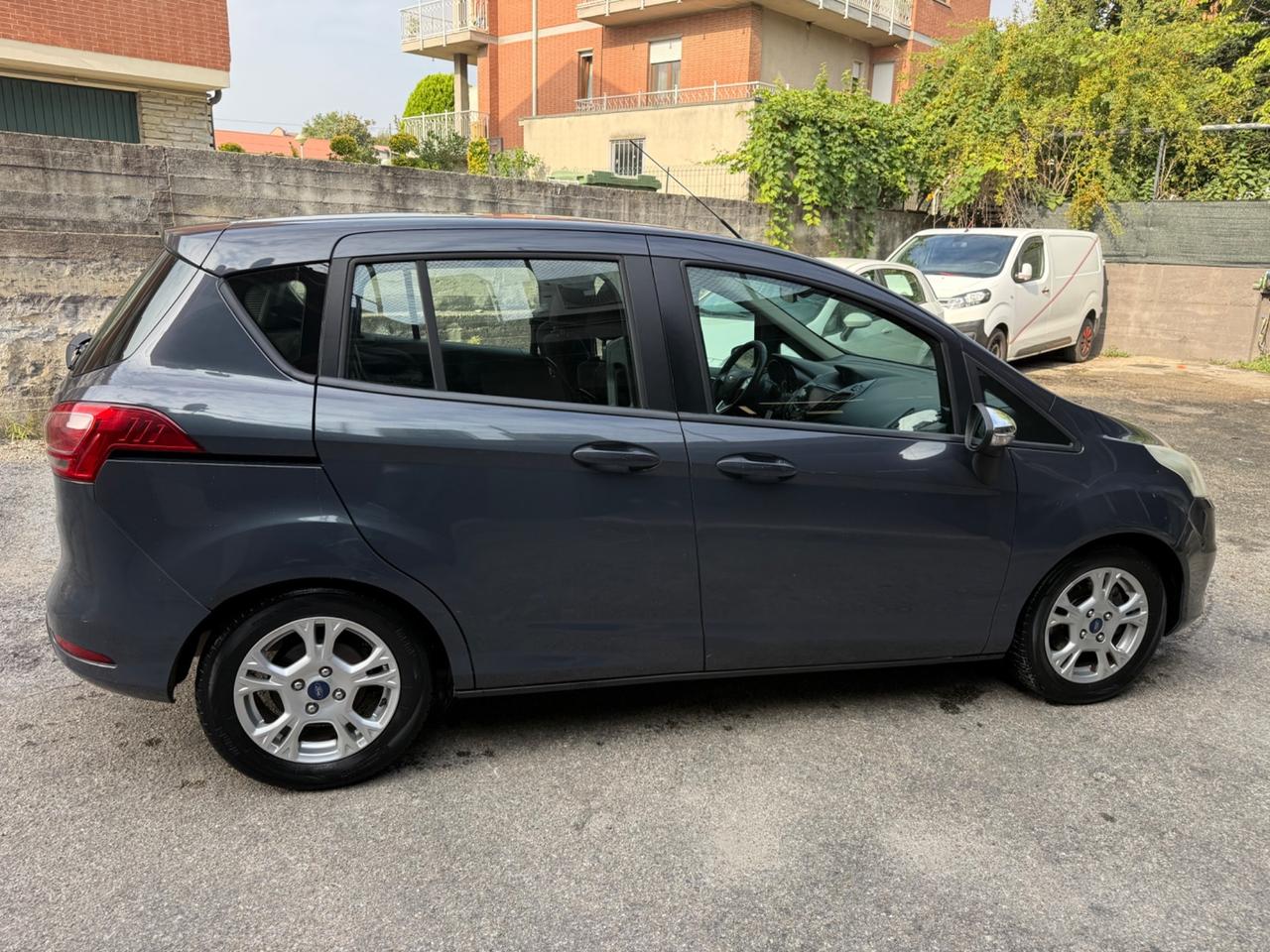 Ford B-Max 1.4 90 CV GPL Business Titanium