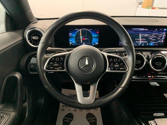 MERCEDES-BENZ CLA 180 d Automatico Sport