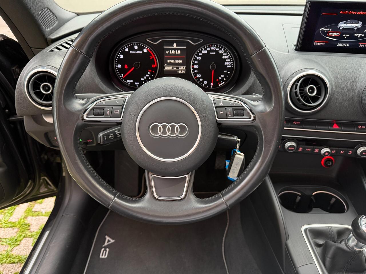 Audi A3 Cabrio 1.4 Sport, Tagl. ufficiali, alcantara, navigatore