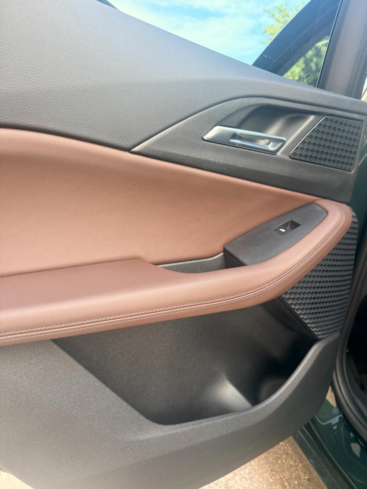Bmw 218d Active Tourer Luxury auto TETTO APRIBILE,TETTO PANORAMICO,APPLE CARPLAY,LUCI SOFFUSE,TELECAMERA,NAVI