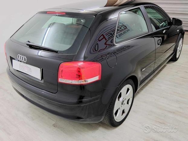 AUDI A3 1.6 16V FSI Ambition