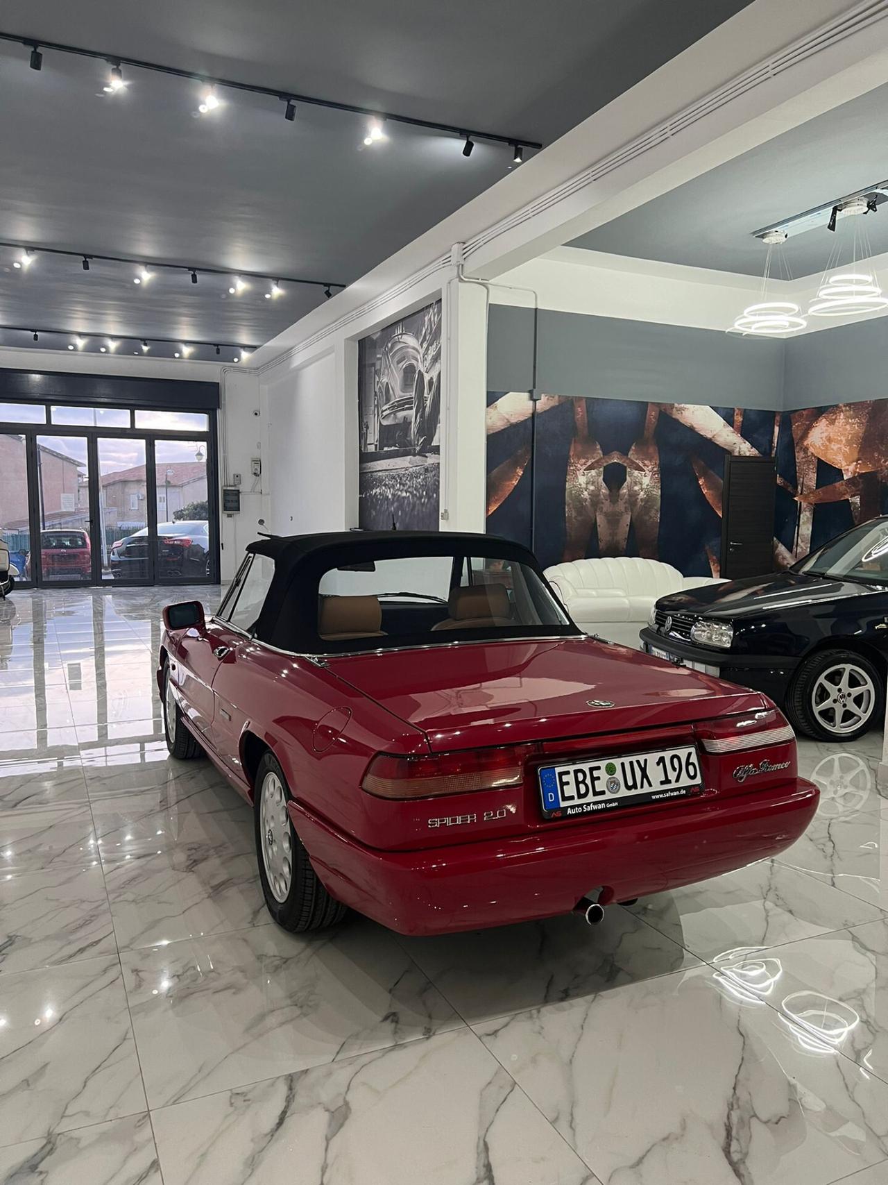 Alfa Romeo Spider 2.0i