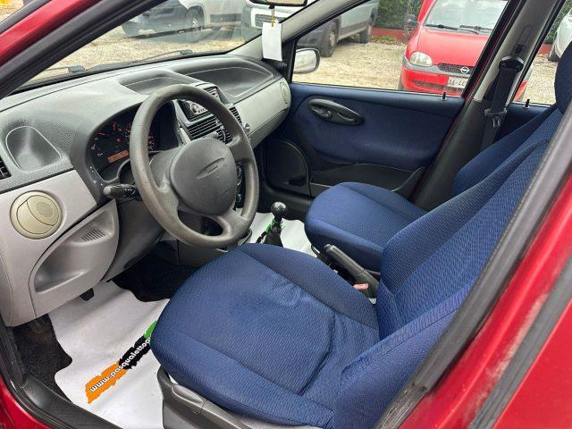 FIAT Punto ok neo pat. 1.2i 5 porte ELX