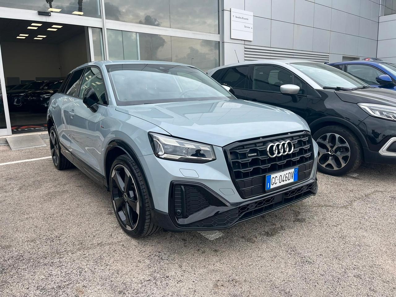 Audi Q2 35 TDI quattro S tronic Identity Black