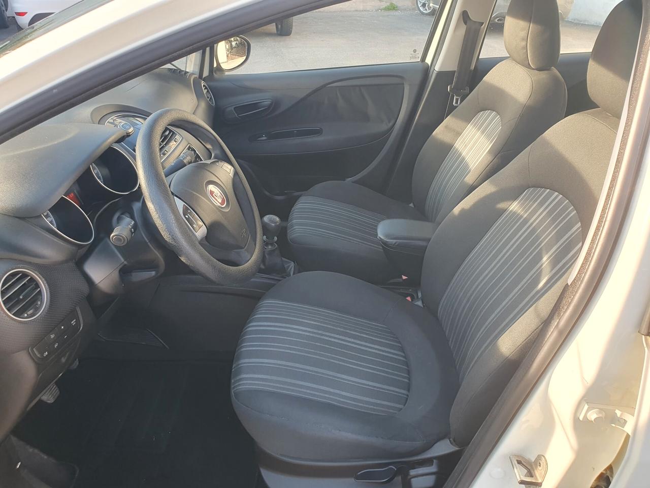 Fiat punto Evo 1.2 benzina Neopatent 2011