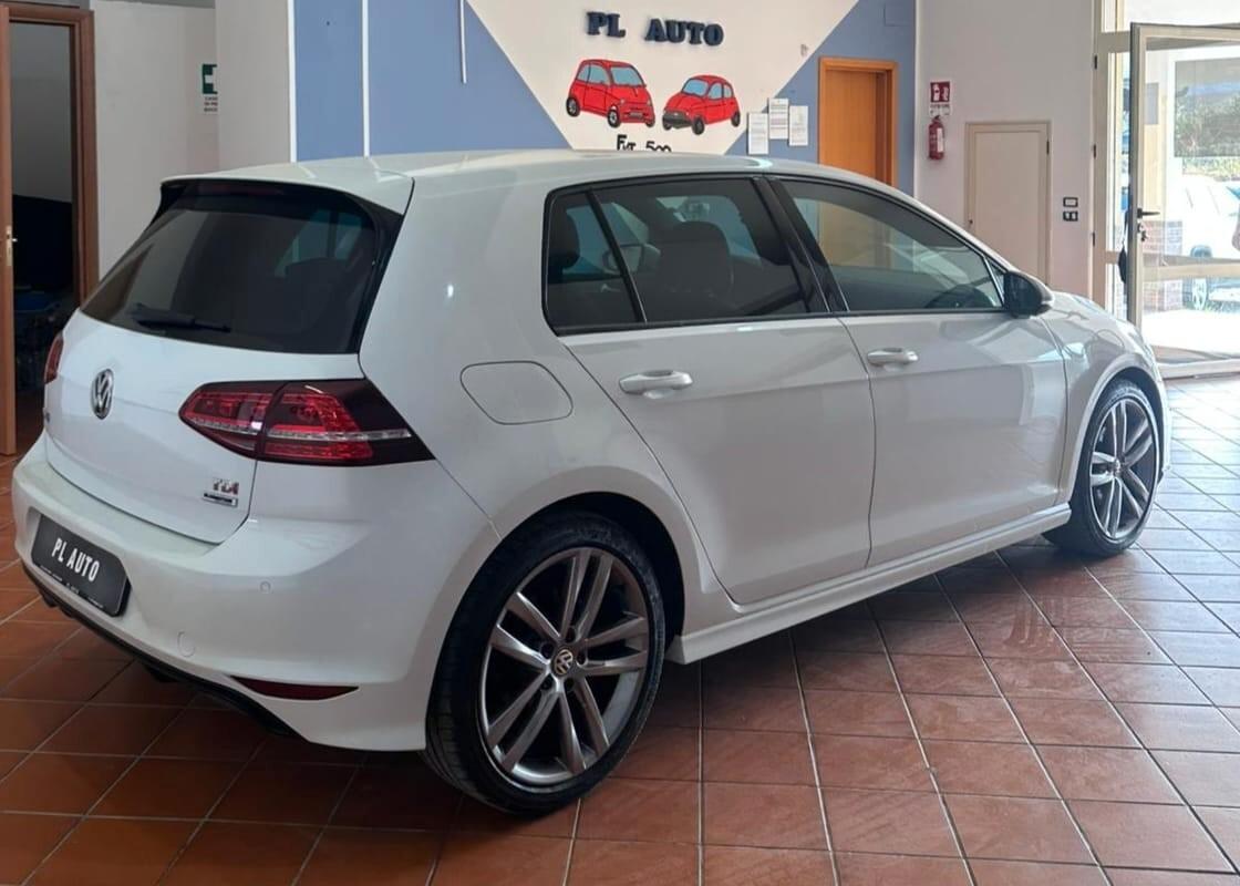 Volkswagen Golf 1.6 115 CV R-LINE