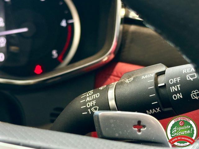 JAGUAR F-Pace 2.0D 204CV AWD aut. R-Dynamic Black *TETTO*