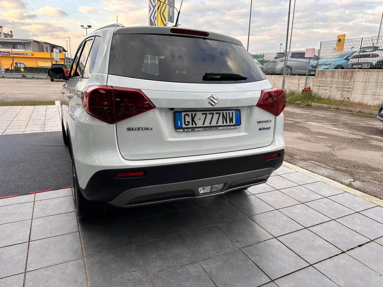 Suzuki Vitara 1.4 Hybrid Top