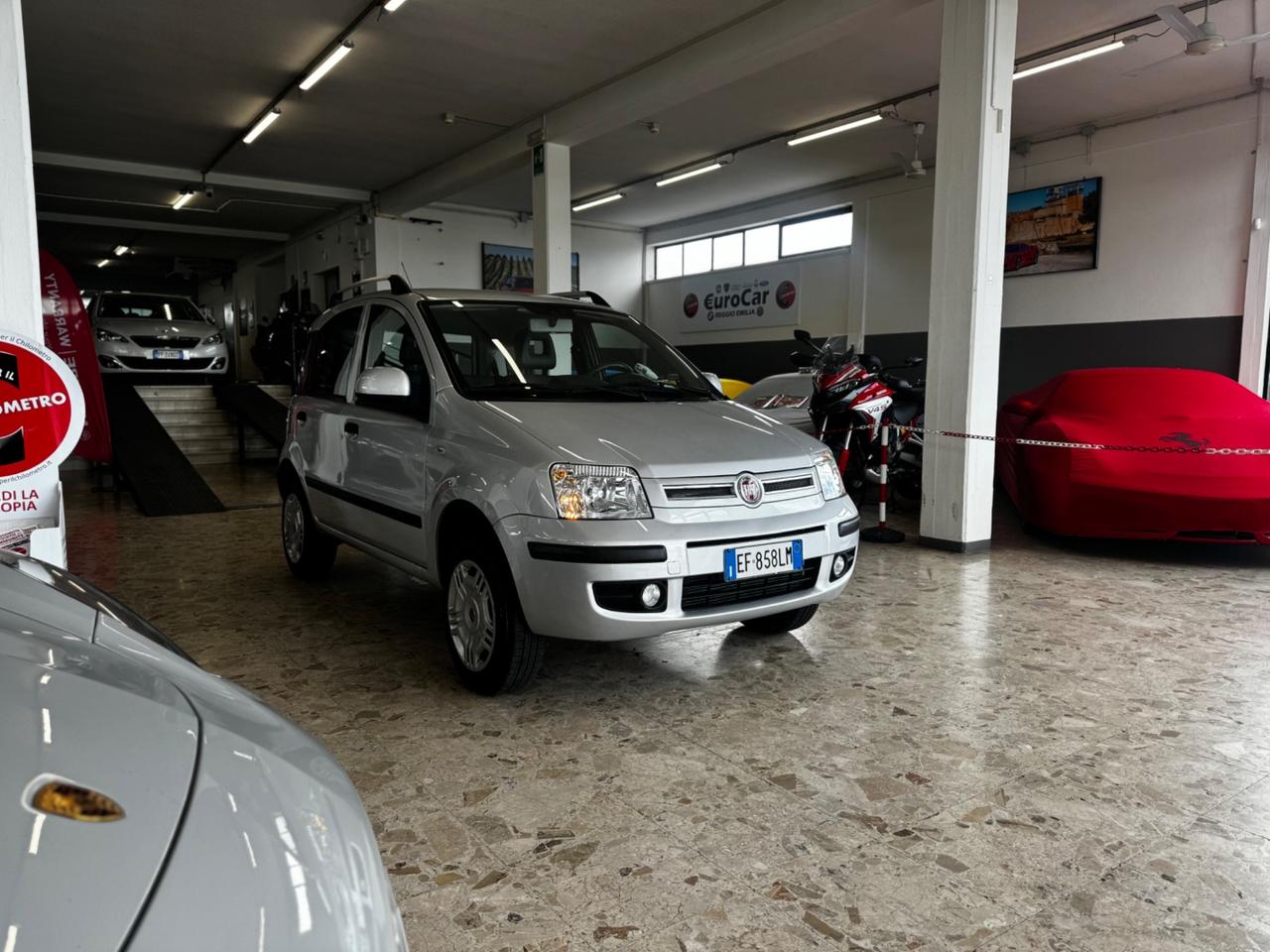 Fiat Panda 1.2 Climbing Metano 01/2011 Neopatentati