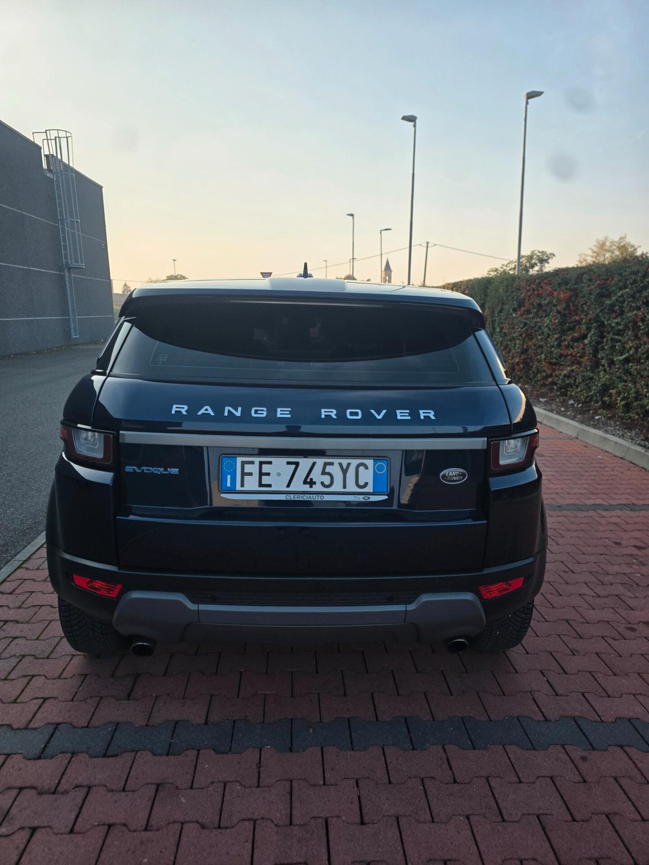 Land Rover Range Evoque 2.0 TD4 150 CV 5p. Pure