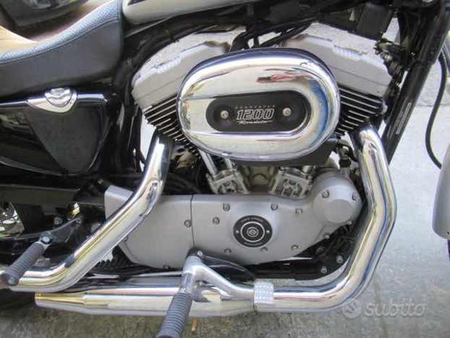 HARLEY-DAVIDSON 1200 Sportster Roadster L
