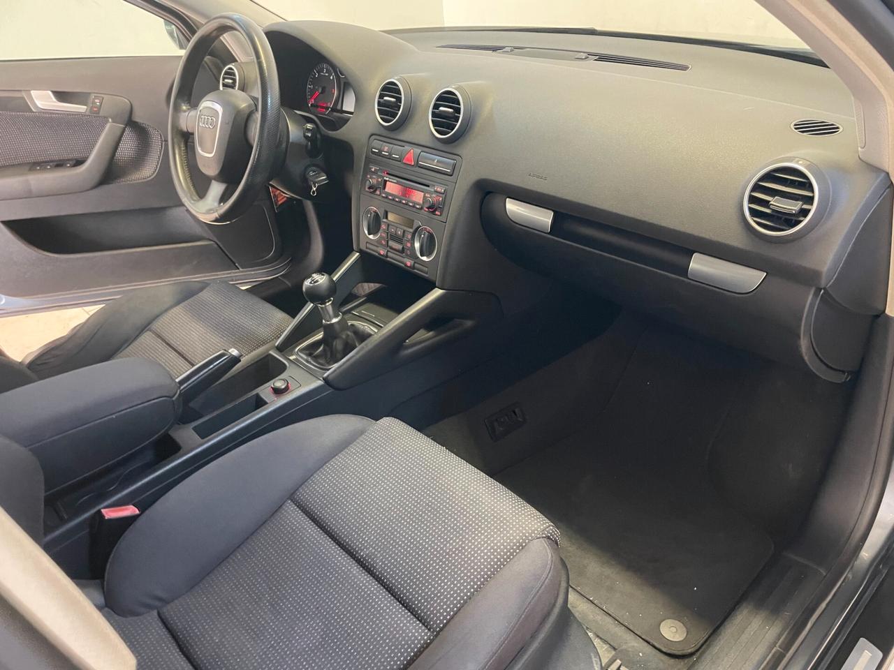 Audi A3 SPB 2.0 140 CV TDI Ambition FULL TAGLIANDATA NEOPATENTATI