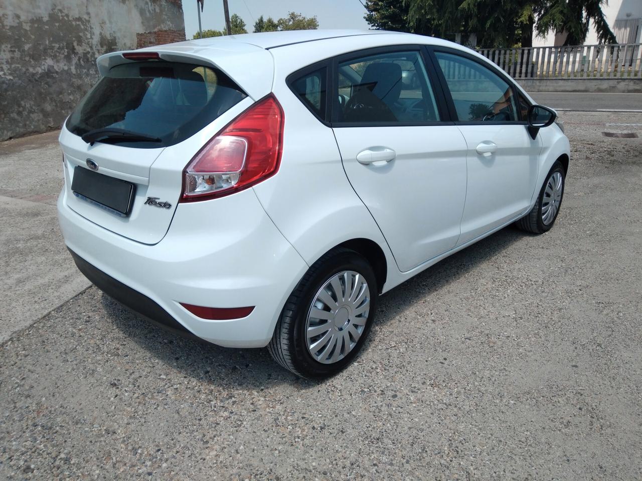Ford Fiesta 1.4 5p. Bz.- GPL Titanium x neopatentati