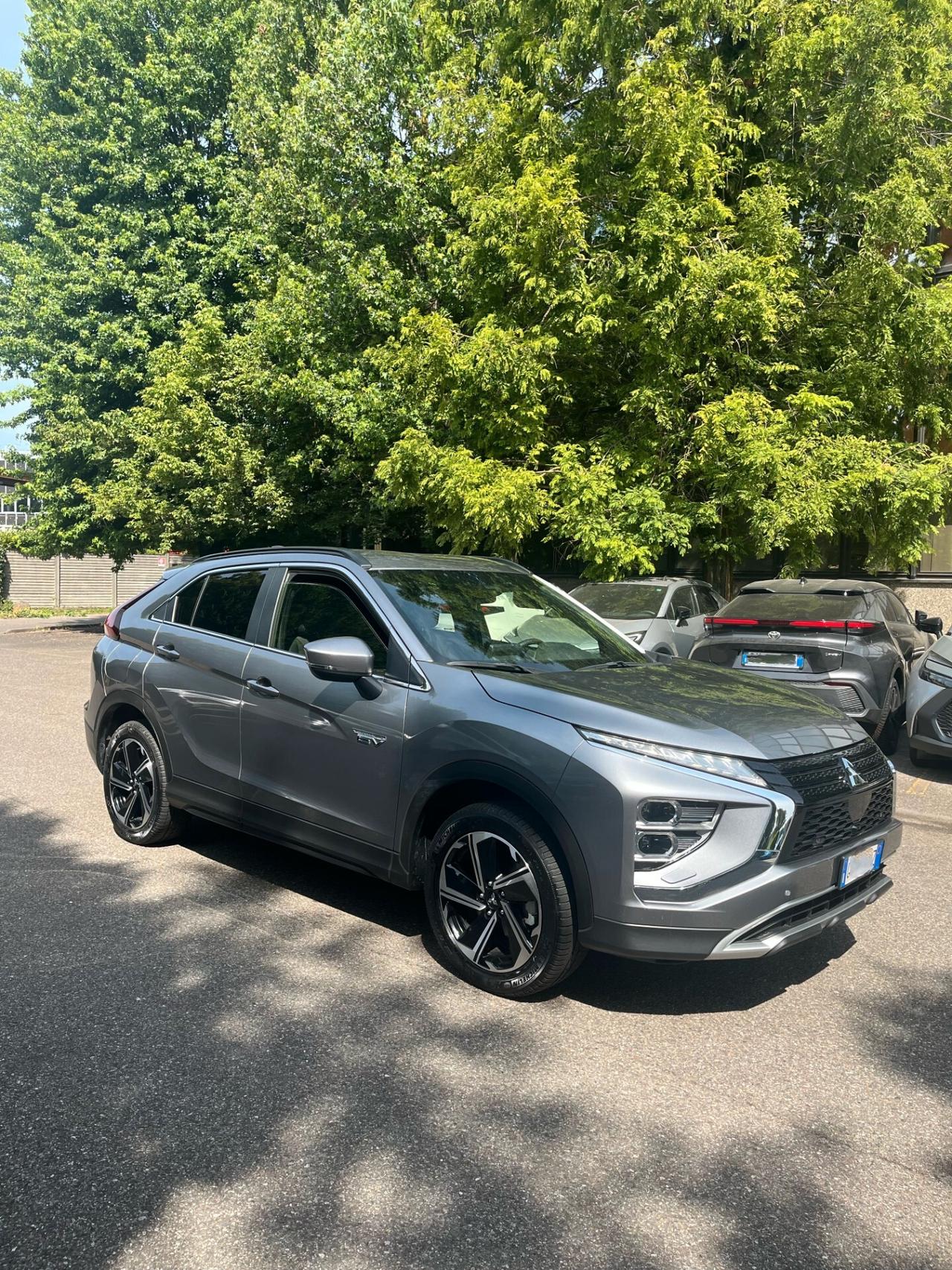 Mitsubishi Eclipse Cross ECLIPSE CROSS 2.4 PHEV INSTYLE SDA PACK 0 AUTO