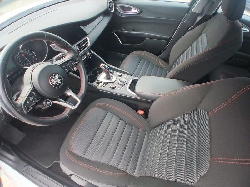 Alfa Romeo Giulia 2.2 Turbo Diesel 160CV Business AT8