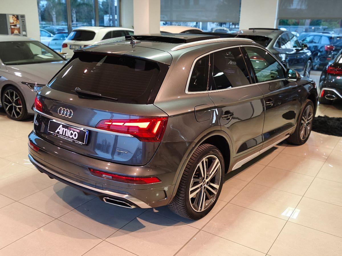 AUDI Q5 2.0 TDI quattro S-tronic S-line+TETTO+luci