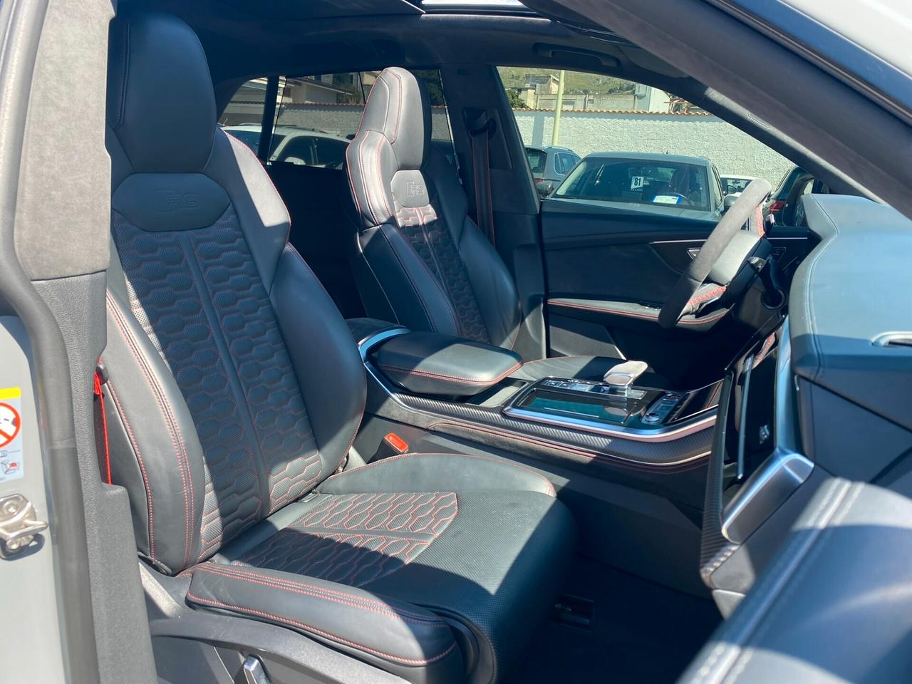 Audi RS Q8 4.0 TFSI 600CV tiptronic mhev quattro