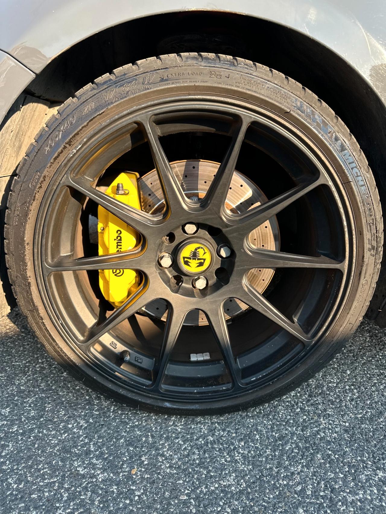 Abarth 595 1.4 Turbo T-Jet 180 CV Competizione