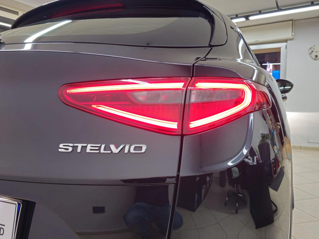 ALFA ROMEO STELVIO 2.2 TURBO DIESEL 210cv AT8 Q4 BUSINESS