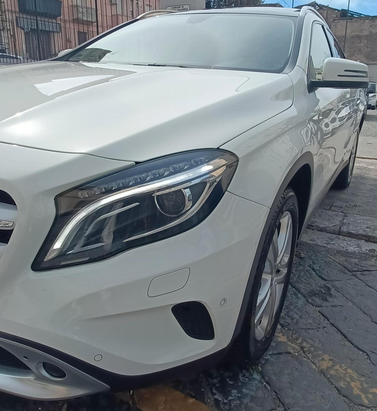 Mercedes-benz GLA 200 d Automatic 4Matic Premium