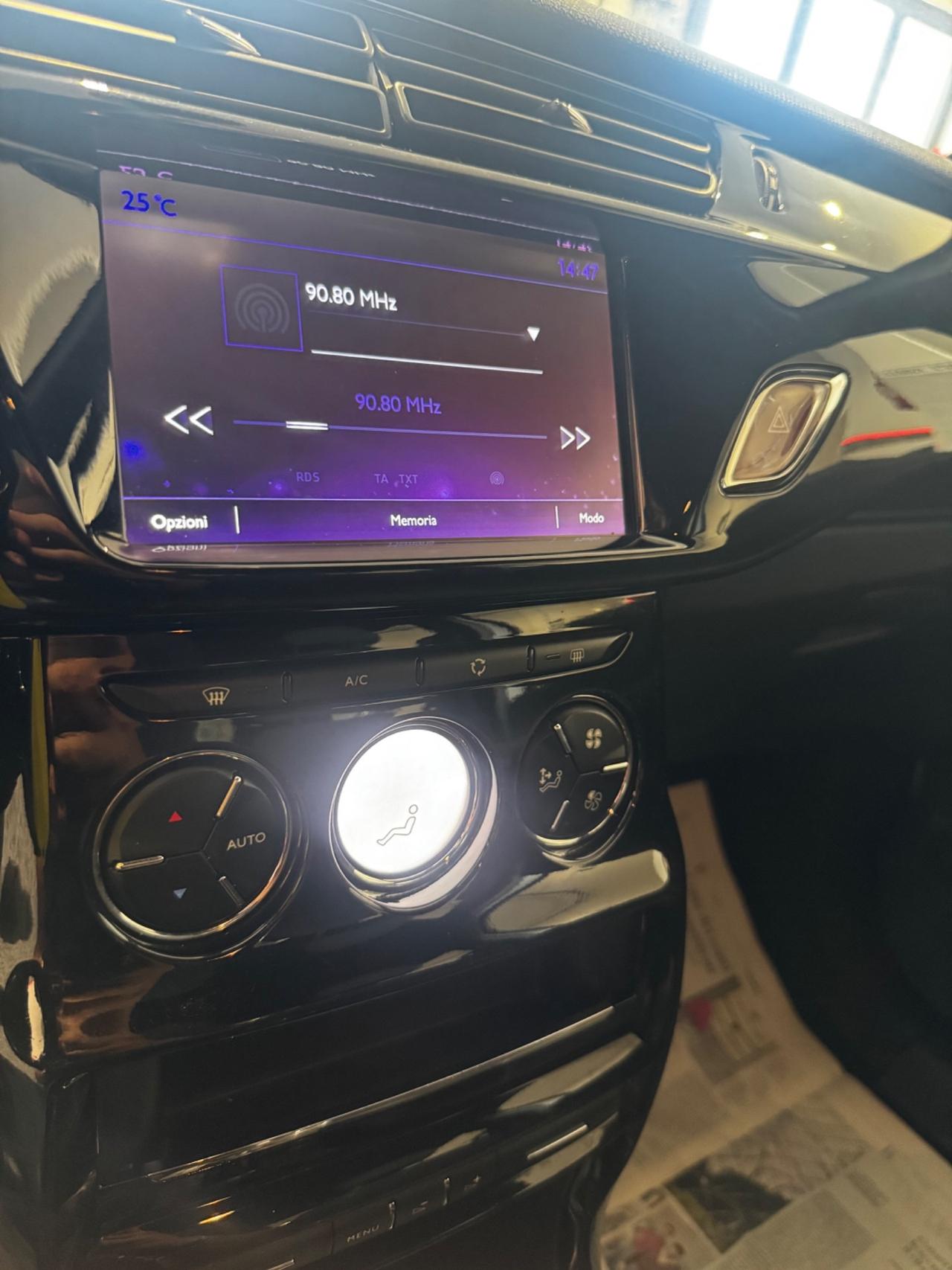 Citroen DS3 1.6 DIESEL EXCLUSIVE