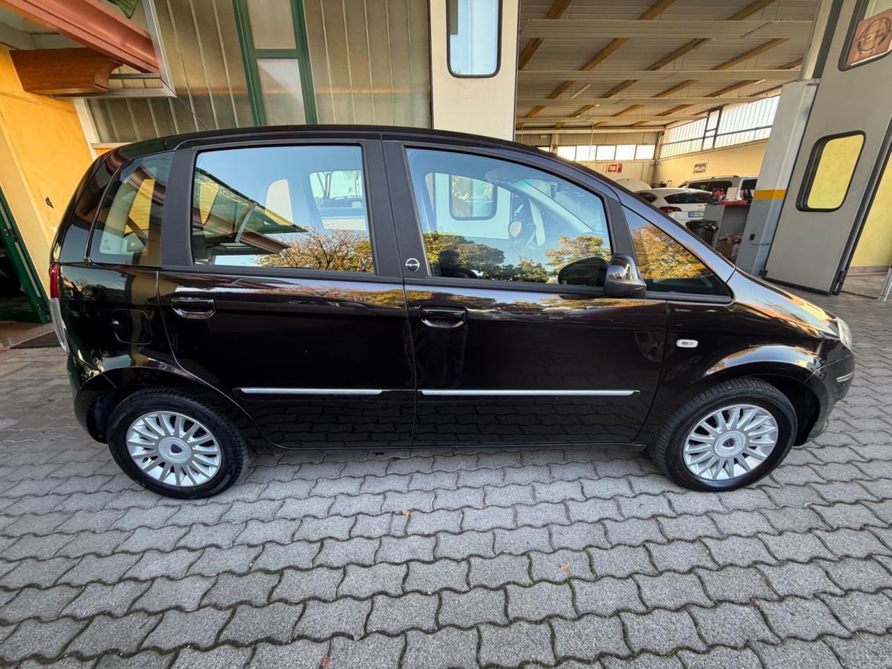 Lancia MUSA 1.4 8V Ecochic (GPL) Gold