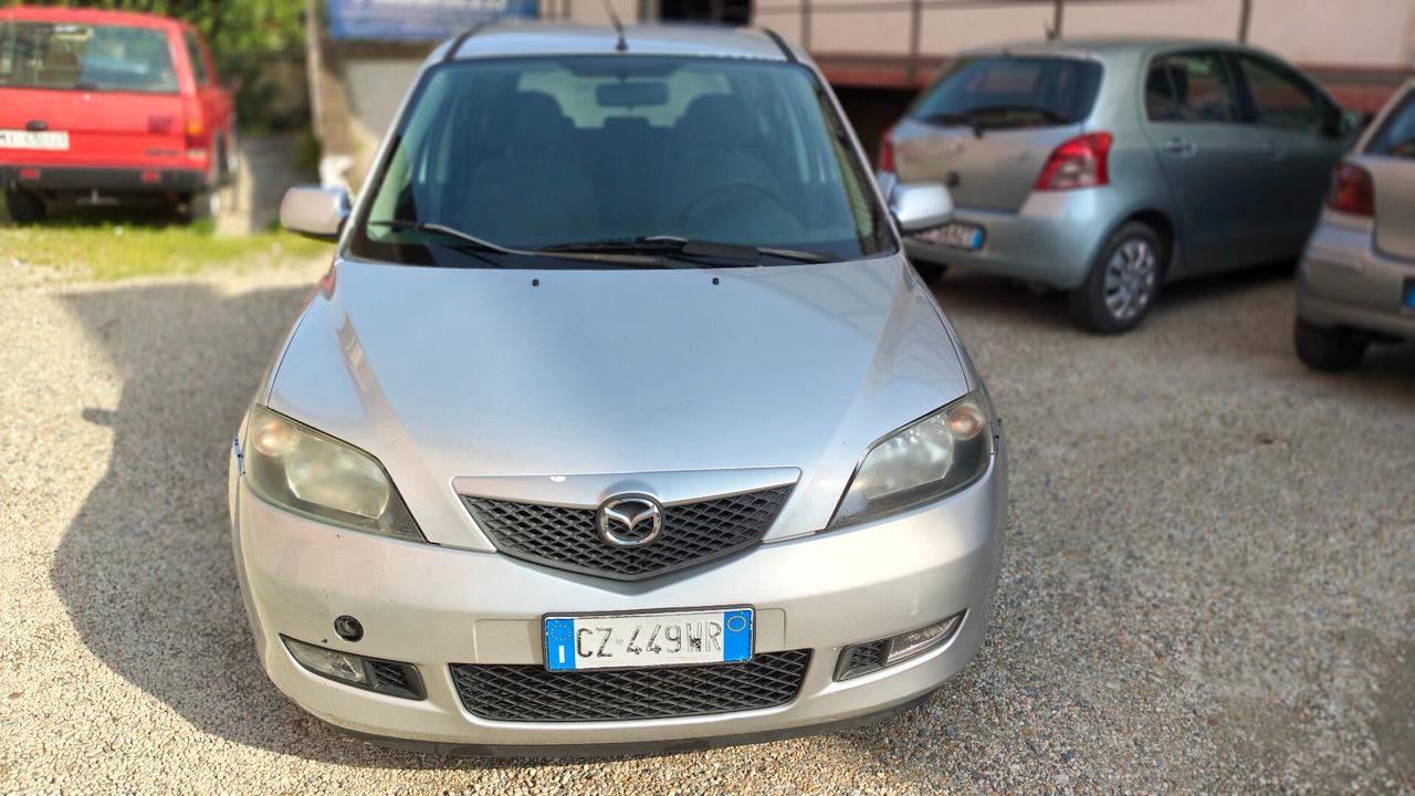 Mazda 2 1.2 16V 5p. Cub