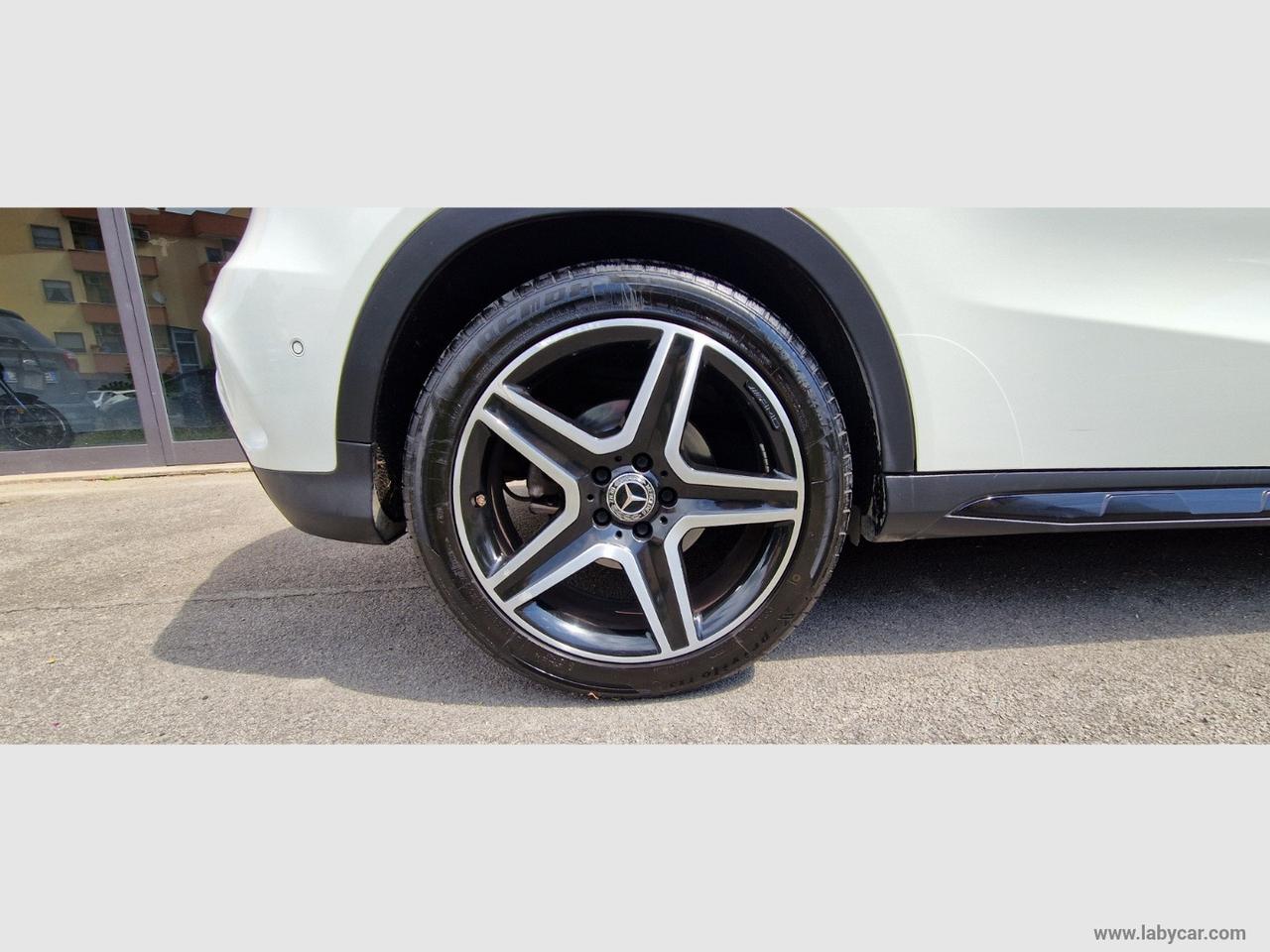 MERCEDES-BENZ GLA 200 CDI Automatic Premium AMG NIGHT