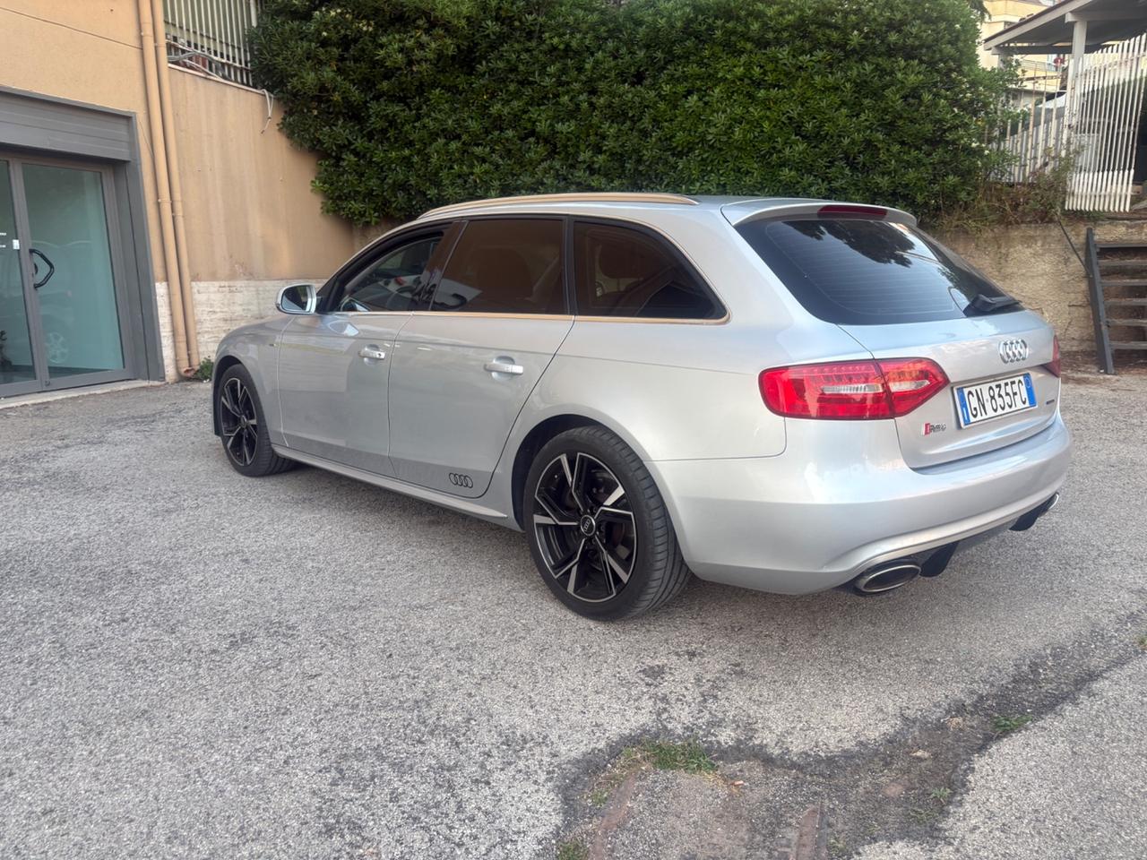 Audi A4 Avant 2.0 TDI 177 CV quattro edition