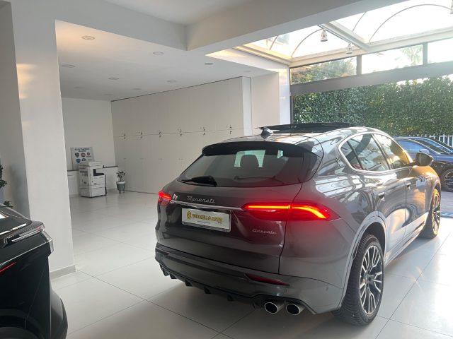 MASERATI Grecale MHEV 300 CV AWD GT tetto panoramico da?549,00
