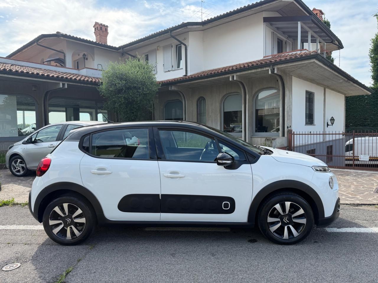 Citroen C3 PureTech 82 Shine
