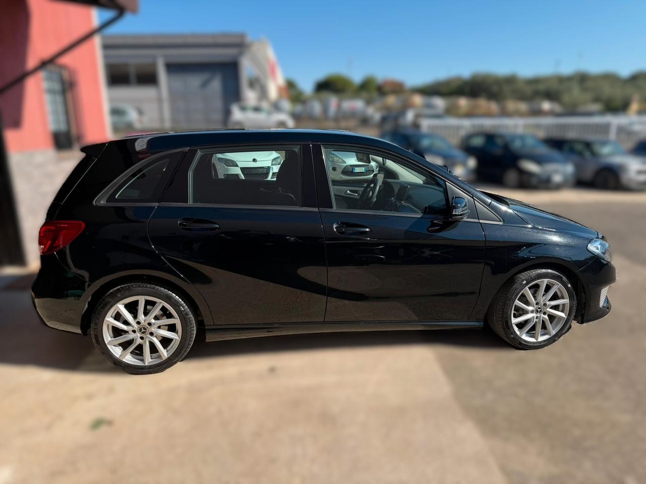 Mercedes-Benz B180d 10/2015 126000km!!!