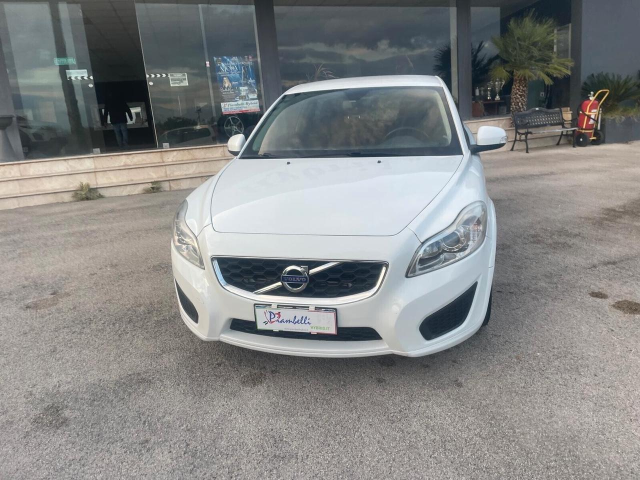 VOLVO C30 1.6 D DRIVE SUMMUM