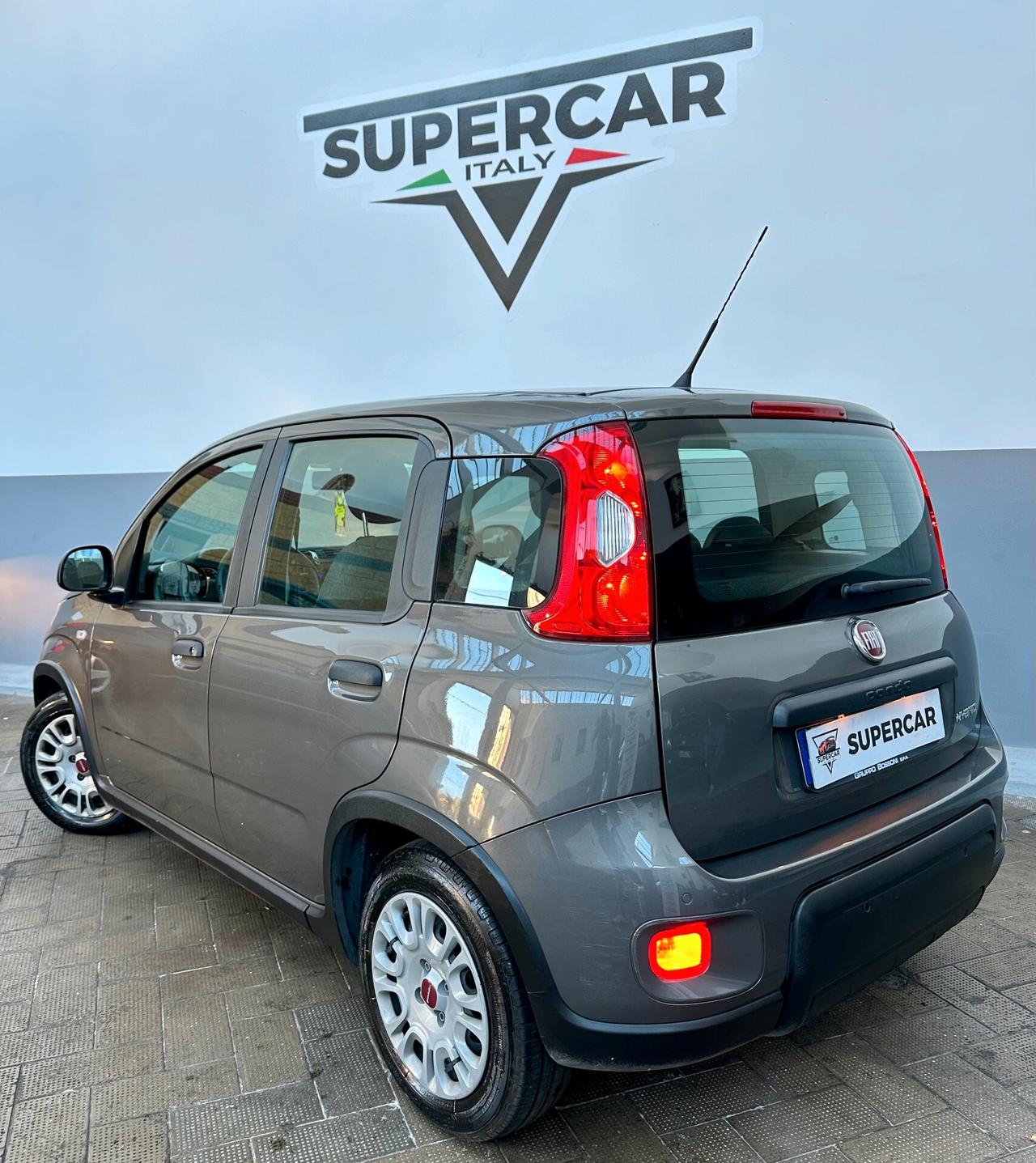 Fiat Panda 1.0 Hybrid/Benz, Pari al nuovo, Uni pro, si neopa