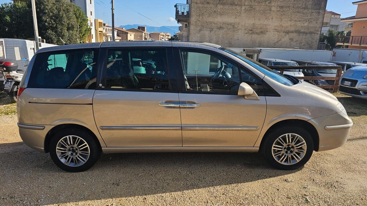 Lancia Phedra 2.2 MJT Limited Edition