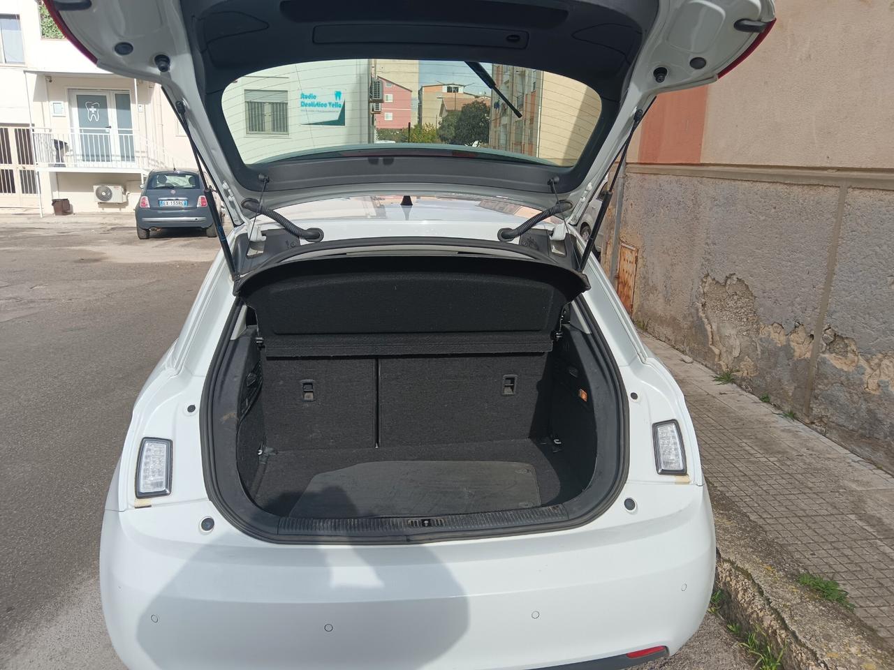 Audi A1 SPB 1.6 TDI Attraction