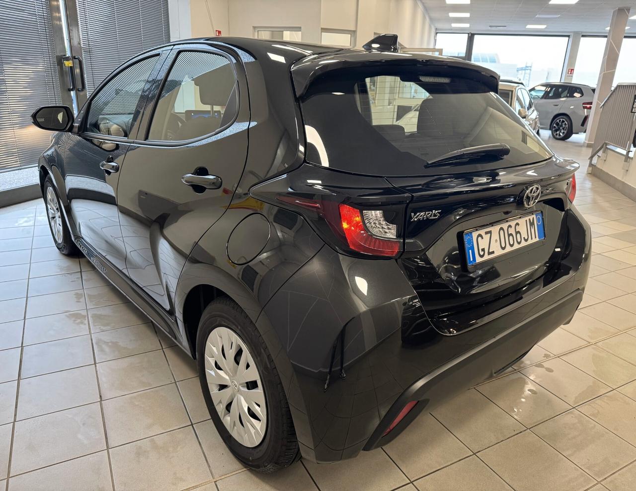 Toyota Yaris 1.5H Active // IBRIDA // BusinessPack // ITALIANA